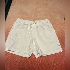 Maamgic shorts